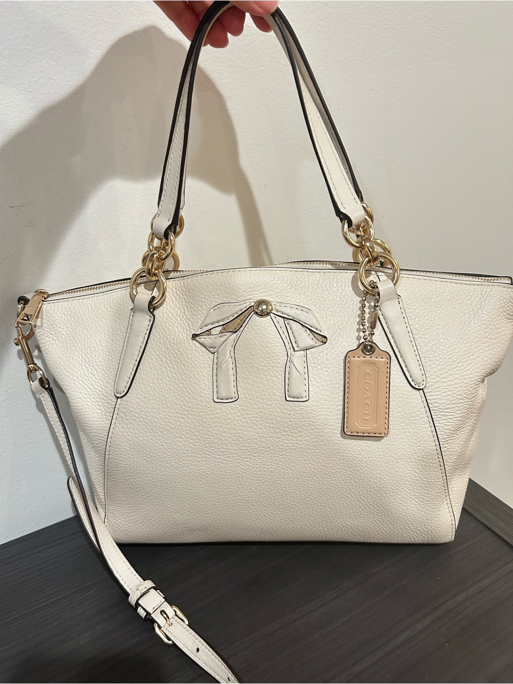 Coach Small Kelsey Bow Satchel Chalk White Pebble Leather Crossbody Style#F28969